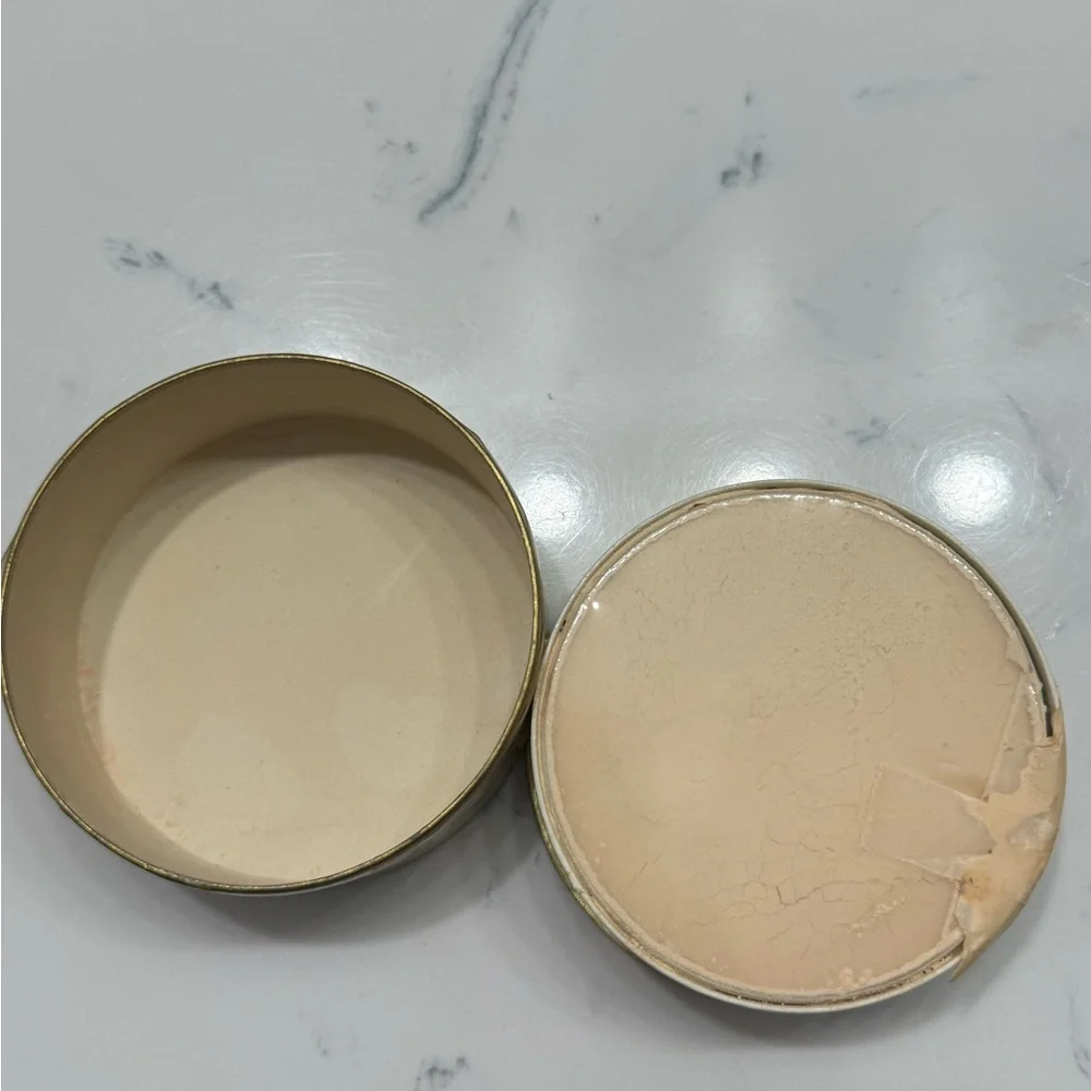 Rare Vintage Almay Face Powder